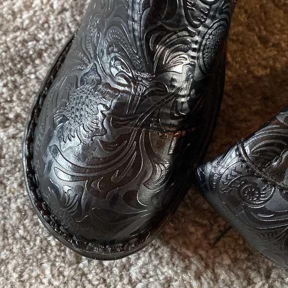 B.O.C black slip on Peggy clog shoes New! Size 9 - Picture 11 of 12